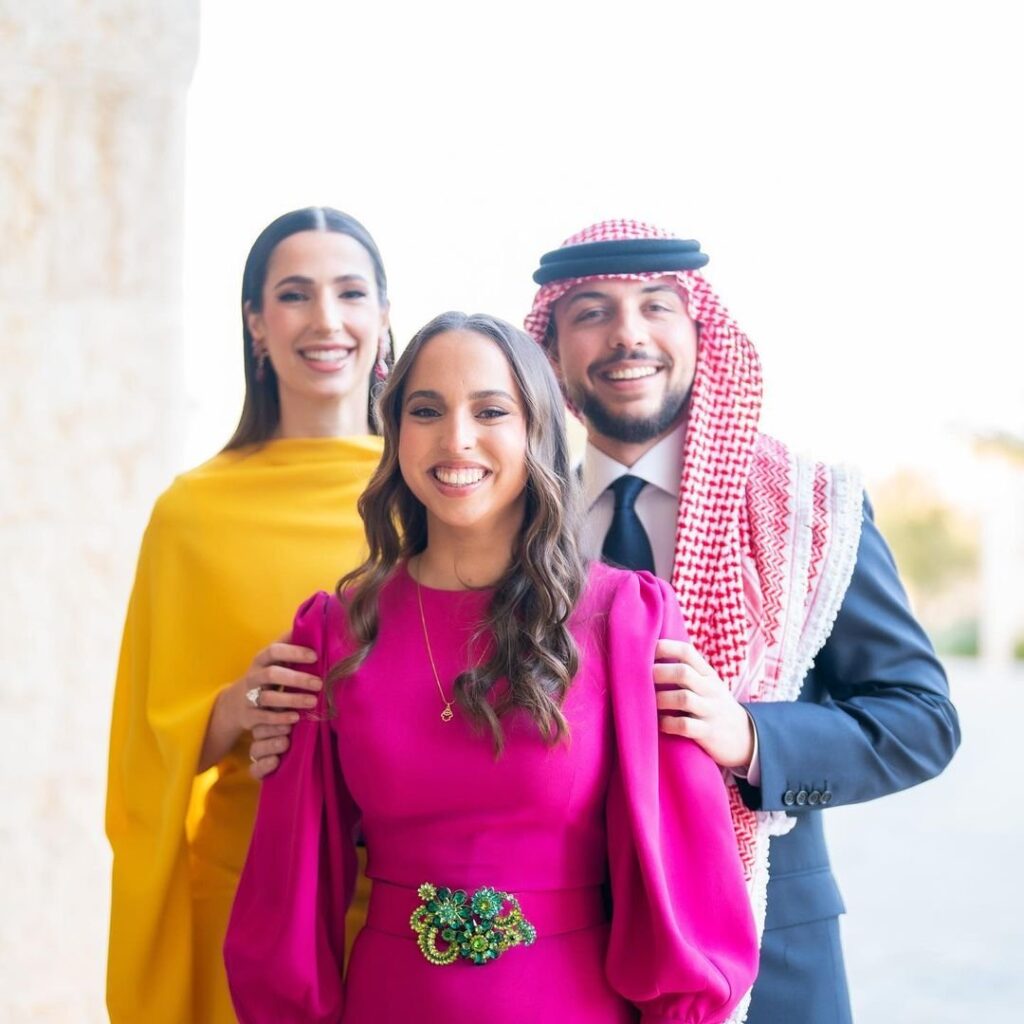 الأميرة سلمى بمجوهرات بسيطة للغاية
